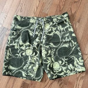 Patagonia Boardshorts Mens 38 Swim Trunks‎ Outdoor Swimming Floral Green